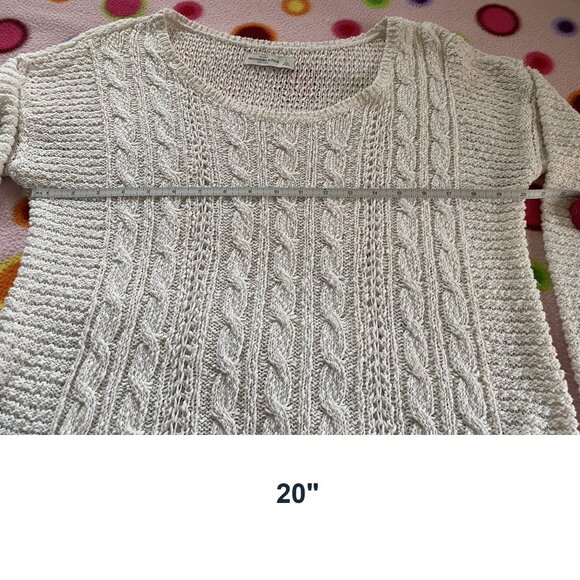 Abercrombie & Fitch Cream Delicate Weave Cable Sweater - Size Large - Picture 8 of 11